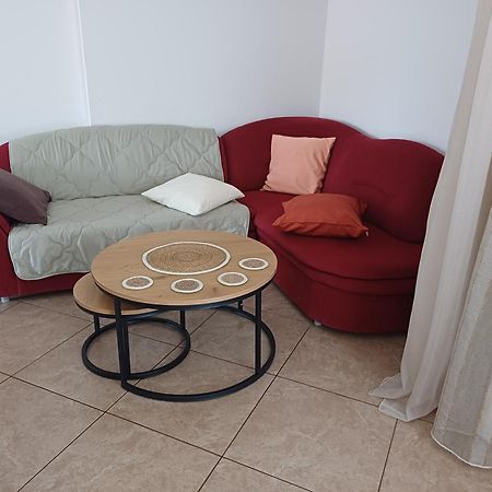 Apartmani Rokic Seget Vranjica Bagian luar foto