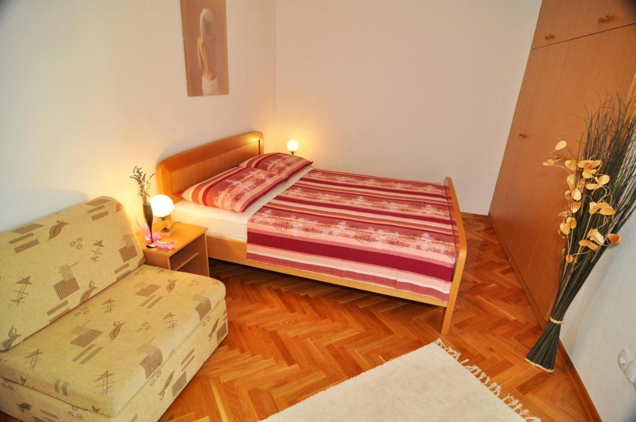 Apartmani Rokic Seget Vranjica Bagian luar foto