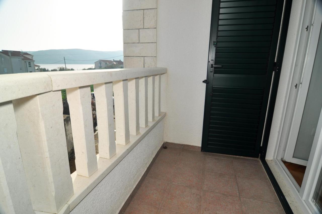 Apartmani Rokic Seget Vranjica Bagian luar foto