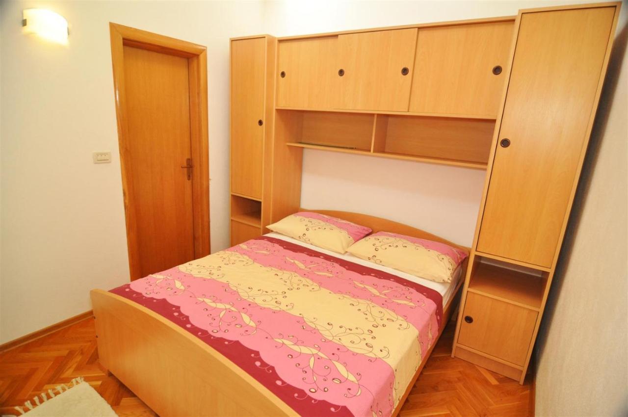 Apartmani Rokic Seget Vranjica Bagian luar foto